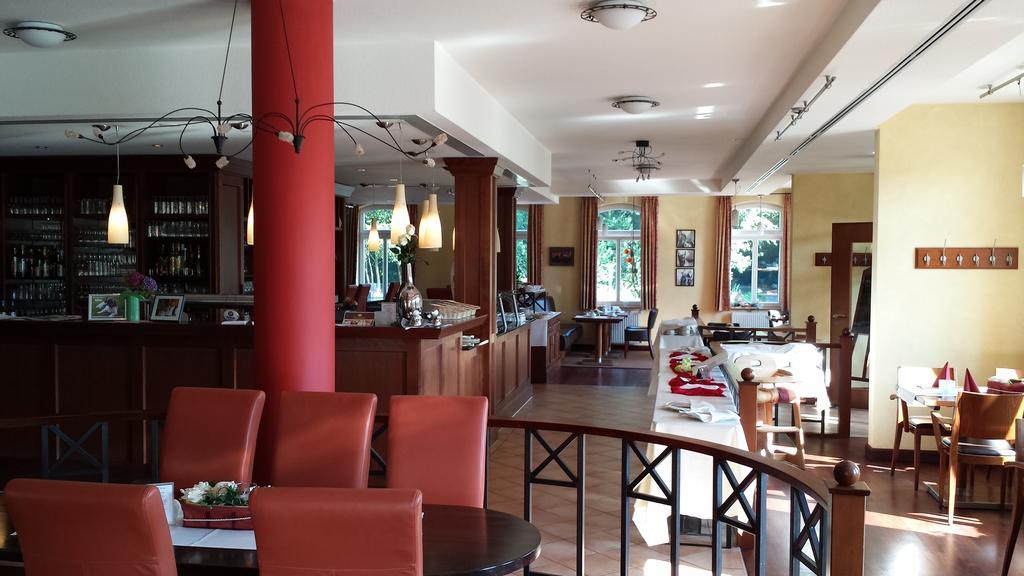 Hotel Restaurant Am Pfauenhof Quakenbruck Ngoại thất bức ảnh